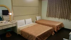Phòng 4 Người Có Phòng Tắm (Quadruple Room with Bathroom)
