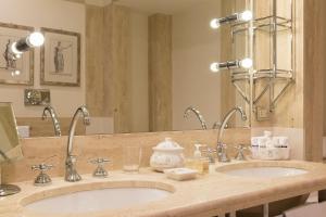 Junior Suite room in Villa Spalletti Trivelli - Small Luxury Hotels of the World