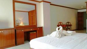 Phòng Đôi Loại Sang (Deluxe Double Room)