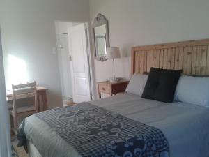 Double Room with Patio room in brookdale house