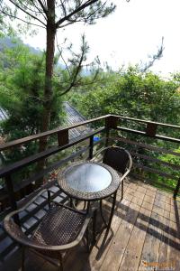 Phòng Giường Đôi Có Ban Công (Double Room with Balcony)