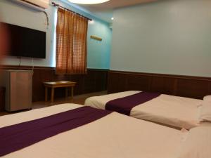 Phòng 4 Người (Quadruple Room)