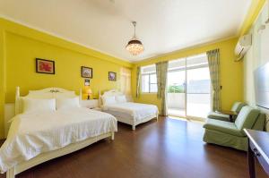 Phòng 4 Người Có Ban Công (Quadruple Room with Balcony)