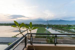 Phòng Giường Đôi Nhìn Ra Núi (Double Room with Mountain View)