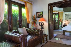 Honeymoon Suite with Valley View