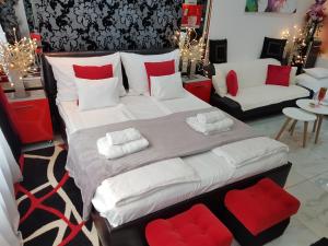 Deluxe Queen Studio  room in VIP Apartments Budapest Central