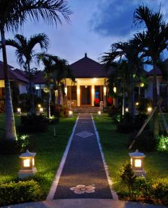 Bungalow Nhìn Ra Biển (Bungalow with Sea View)