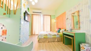 Suite Gia Đình Có Ban Công (Family Suite with Balcony)