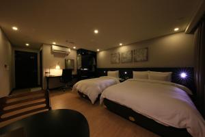 Phòng Deluxe 2 Giường đơn (Deluxe Twin)