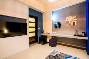 Phòng Bốn Người Có Phòng Tắm Riêng (Quadruple Room with Private Bathroom)