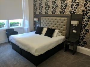 Luxury Double Room room in Edinburgh Lodge West End
