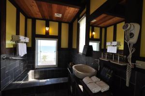 Phòng 4 Người Nhìn Ra Biển (Quadruple Room with Sea View)