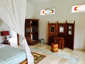 Phòng Giường Đôi Nhìn Ra Hồ Bơi (Double Room with Pool View)