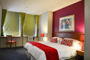 Superior Double or Twin Room room in Cape Town Lodge Hotel
