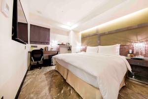 Phòng Đôi Cao Cấp (Superior Double Room)