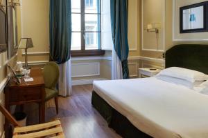 Prestige Double or Twin Room room in FH55 Hotel Calzaiuoli