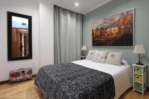 Superior Two-Bedroom Apartment room in Apartamentos Adelfas