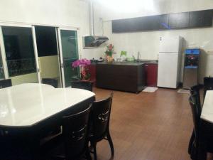 Phòng 4 người Nhìn ra cảnh Núi non (Quadruple Room with Mountain View)