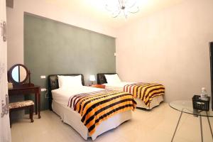 Phòng Giường Đôi Có Phòng Tắm Riêng (Double Room with Private Bathroom)