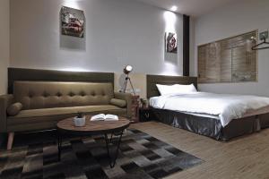 Phòng Deluxe Giường đôi A (Deluxe Double Room A)