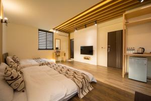 Phòng 4 Người Có Ban Công (Quadruple Room with Balcony)