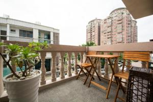 Phòng 4 Người Có Ban Công (Quadruple Room with Balcony)