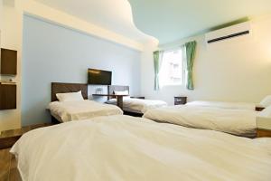 Phòng Gia Đình Có Phòng Tắm (Family Room with Bathroom)