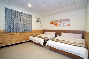 Phòng 4 Người Có Vòi Sen (Quadruple Room with Shower)