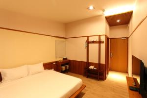 Phòng kiểu Nhật hiện đại (Japanese Modern Style Room)