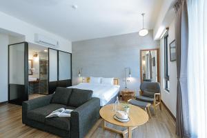 Phòng Tiêu Chuẩn Giường Đôi (Standard Double Room)