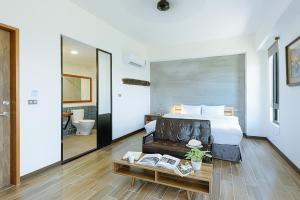 Phòng Giường Đôi Hạng Bình Dân (Budget Double Room)