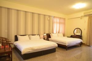Phòng 4 người Nhìn ra cảnh Núi non (Quadruple Room with Mountain View)
