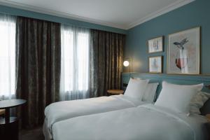 Classic Twin Room room in XO Hotel Paris