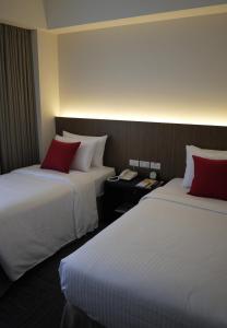 Deluxe giường ba - 1 giường đôi và 1 giường đơn (Deluxe Triple - 1 Double Bed and 1 Single Bed)