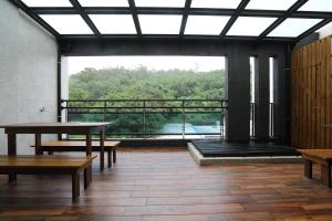 Phòng Gia Đình Với Sân Hiên (Family Room with Terrace)