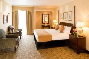 King Suite room in Millennium Gloucester Hotel London