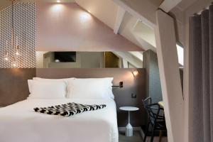Superior Double Room room in Hotel Duette Paris