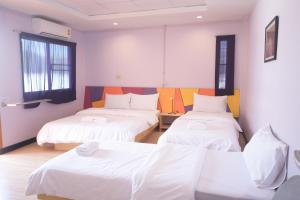 Phòng 4 người (Quadruple Room)