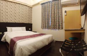 Phòng tiết kiệm giường đôi (Economy Double Room)