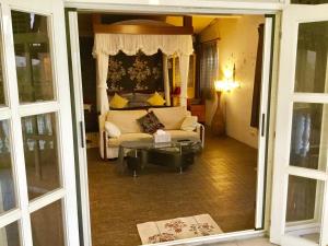 Phòng Có Giường Cỡ Queen (Queen Room)
