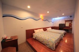 Phòng Hạng Tiết kiệm Cho 4 Người (Economy Quadruple Room)