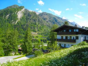 Haus Kitzsteinhorn 8 By Alpen Apartments Kaprun Austria J2ski