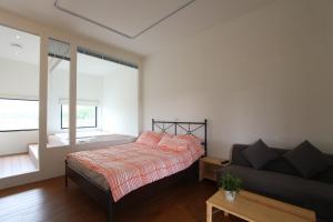 Phòng Giường Đôi Nhìn Ra Vườn (Double Room with Garden View)