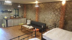 Phòng Gia Đình Nhìn Ra Biển (Family Room with Sea View)