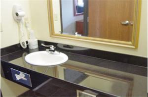 Double Room with Two Double Beds - Non-Smoking room in Hometown Inn & Suites