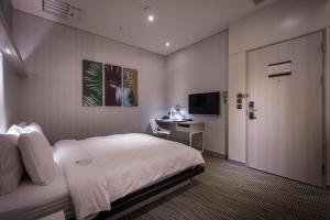 Vantage giường đôi Không có cửa sổ (Vantage Double No Window)