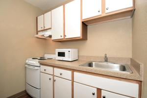Deluxe Studio with 1 Queen Bed - Non-Smoking room in Extended Stay America Suites - Greenville - Haywood Mall