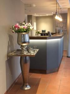 Hotel Haus Vorst Tonisvorst Germany J2ski