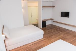 Phòng Gia Đình Loại Sang (Deluxe Family Room)
