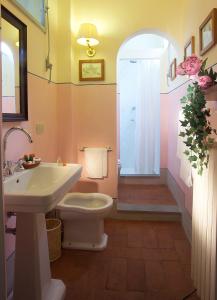 Executive Double or Twin Room With Terrace room in Antica Dimora Firenze